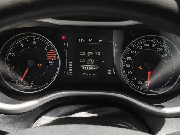 Car image 22