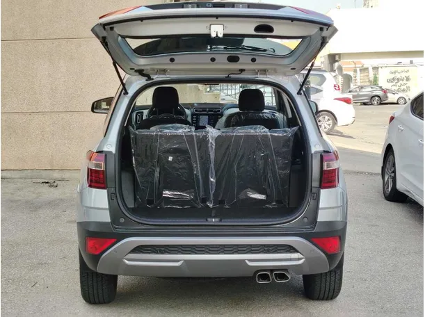Car image 25