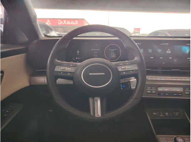 Car image 28