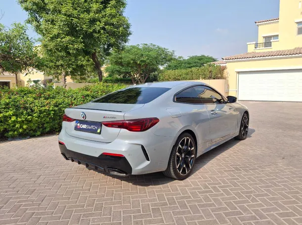 Car image 5