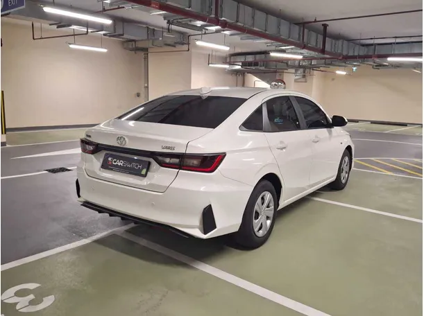 Car image 7