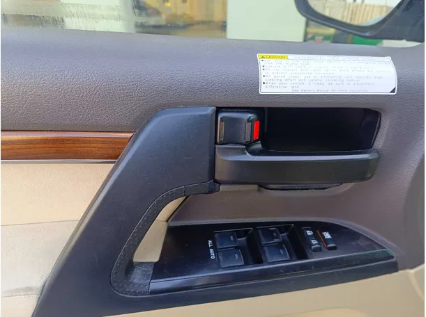 Car image 33