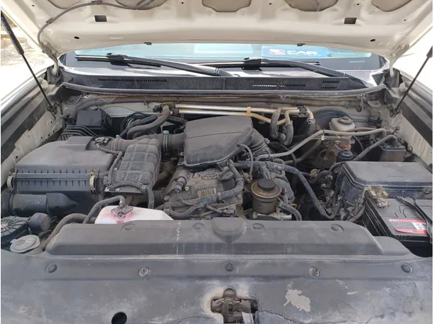 Car image 25