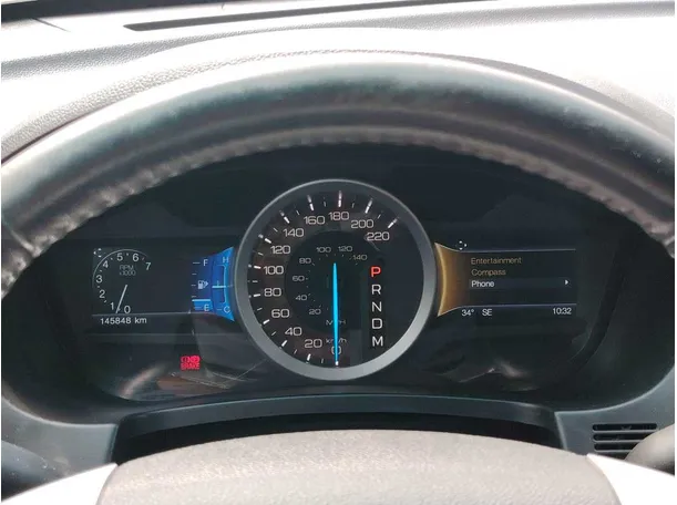 Car image 25