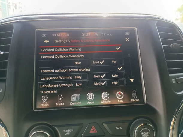 Car image 23