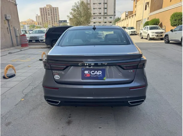 Car image 6