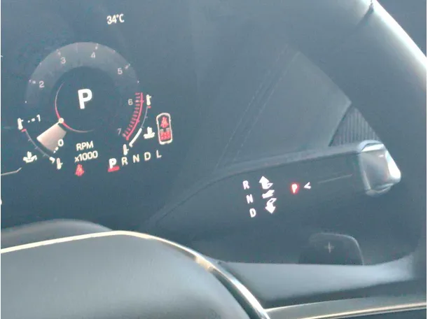 Car image 34