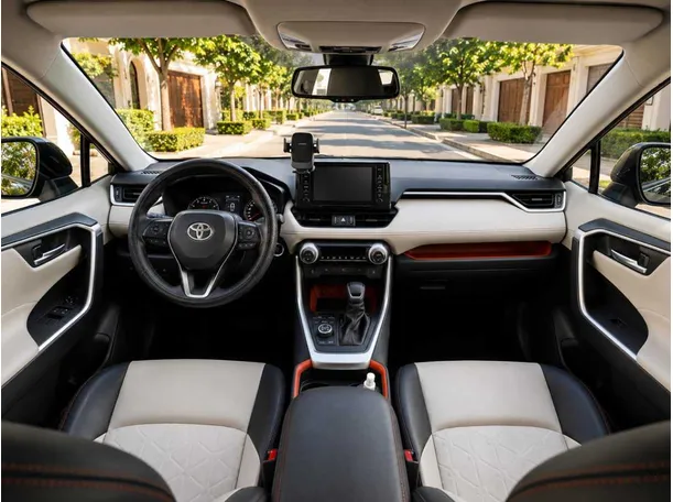 Car image 17