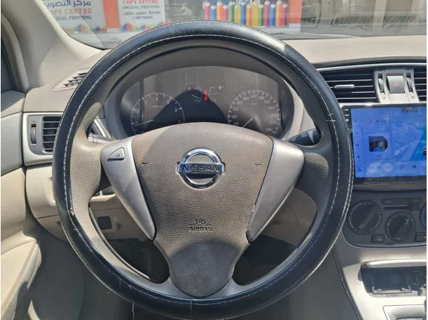 Car image 15