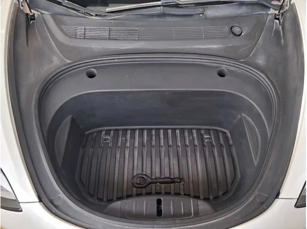 Car image 31