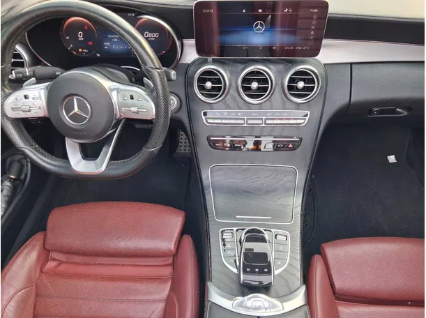 Car image 17