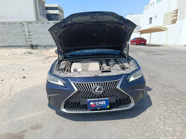 Car image 33