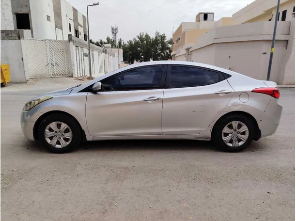 Car image 7