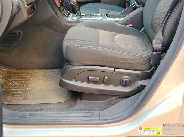 Car image 29