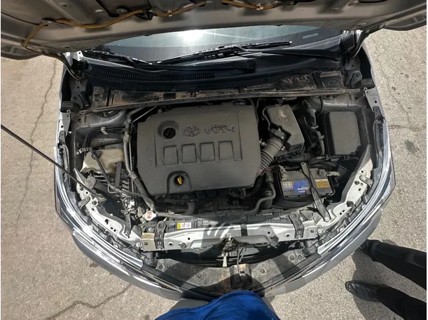Car image 24