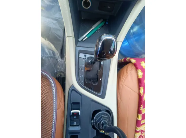 Car image 20