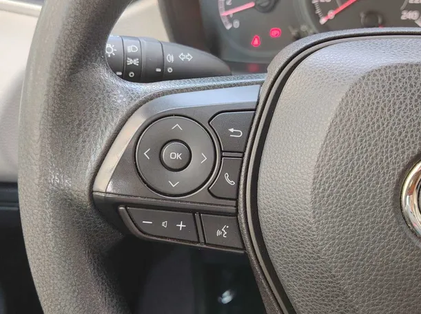 Car image 26
