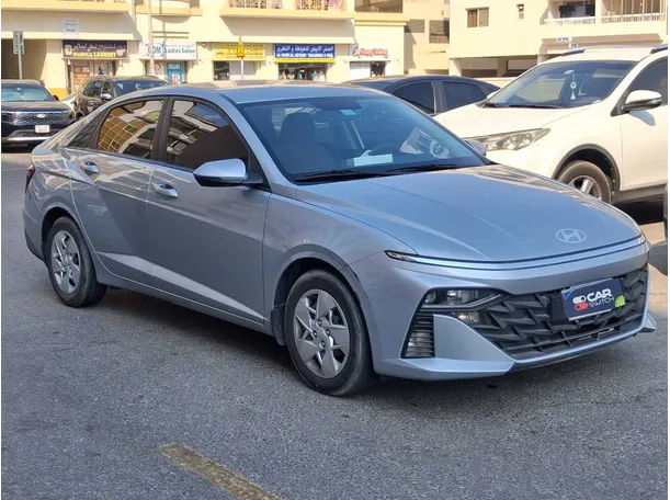Car image 4