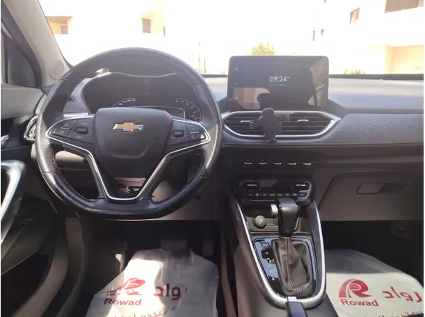 Car image 23