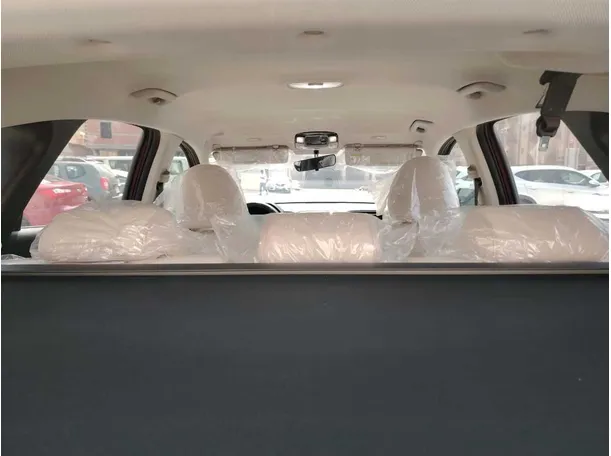Car image 23