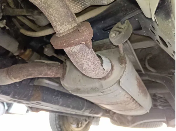 Car image 35