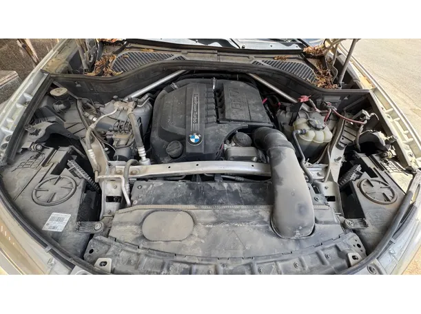 Car image 28