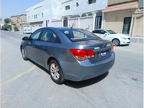 Car image 7