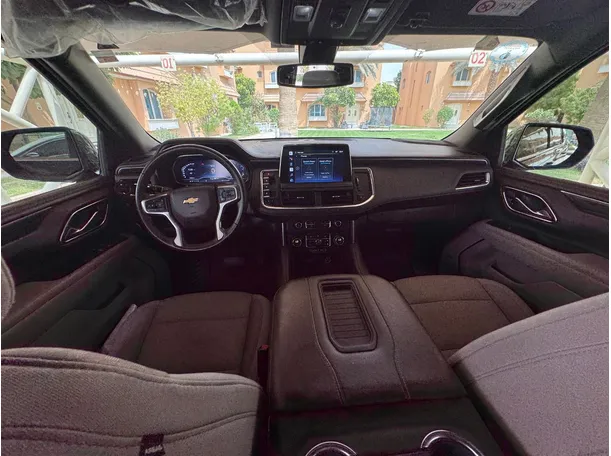 Car image 15