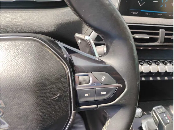 Car image 37