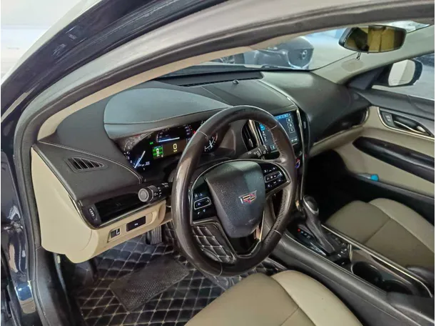 Car image 15