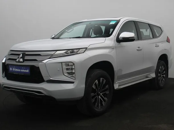 2020 Mitsubishi Montero Sport in Dubai