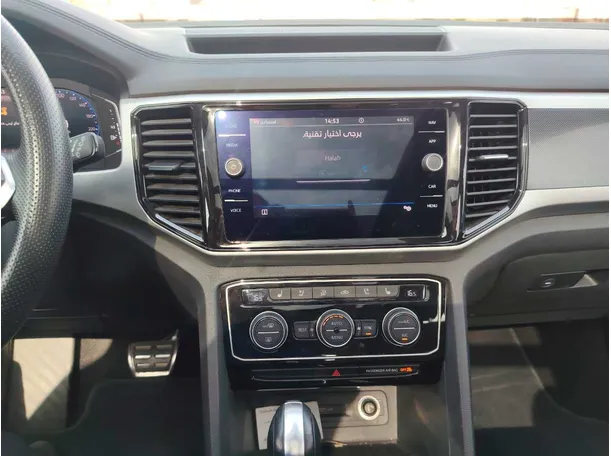 Car image 23