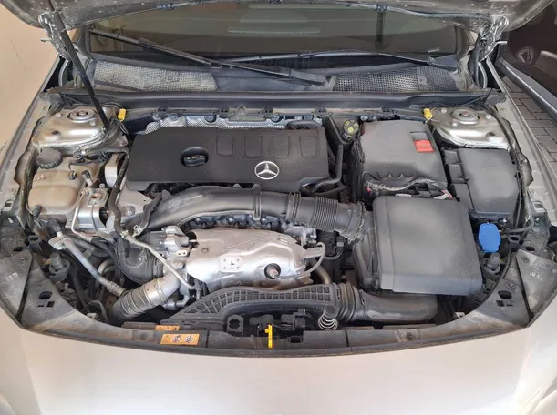 Car image 22