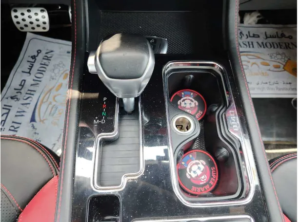 Car image 20