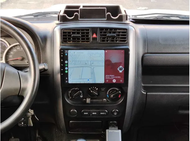 Car image 18