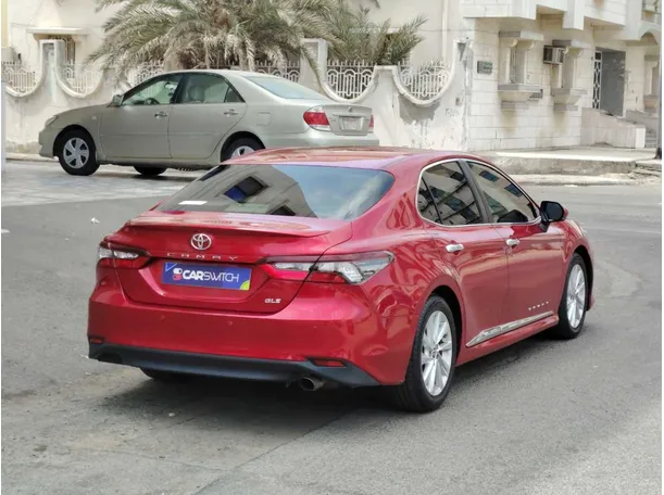 Car image 5