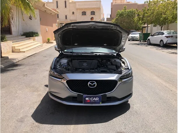 Car image 23