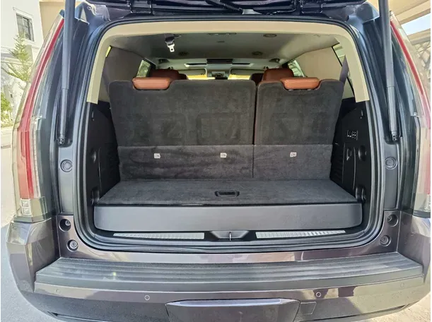 Car image 33