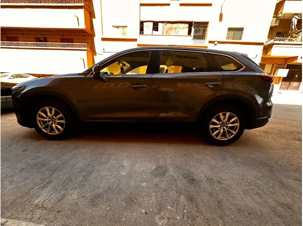 Car image 8