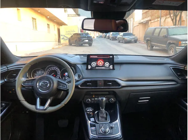 Car image 16