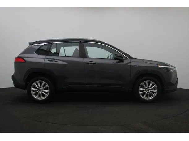 Car image 13
