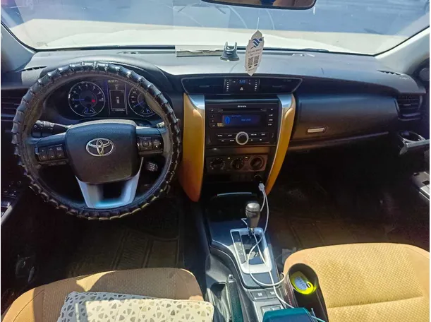 Car image 22