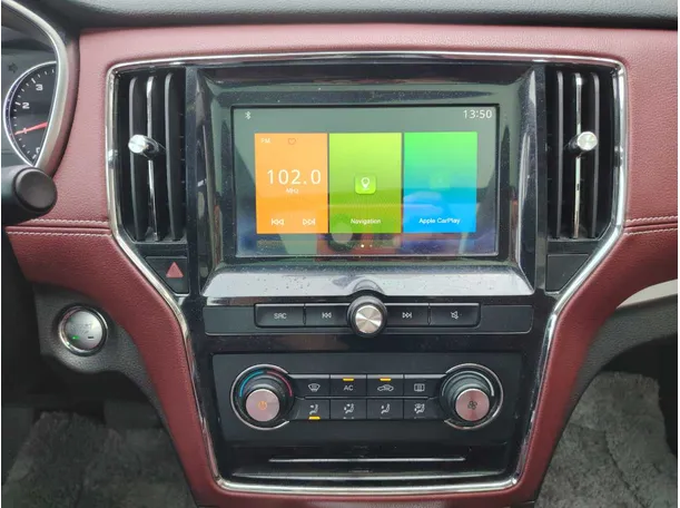 Car image 19