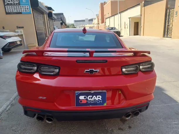 Car image 6