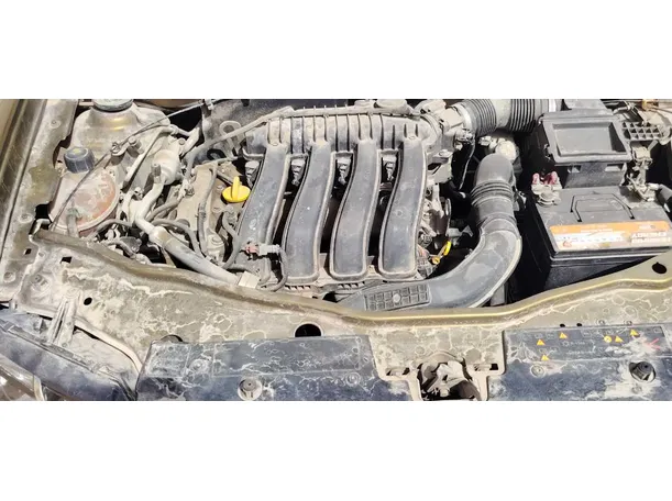 Car image 30