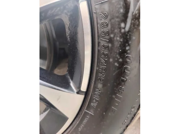 Car image 31