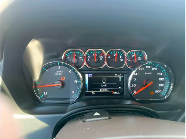 Car image 24