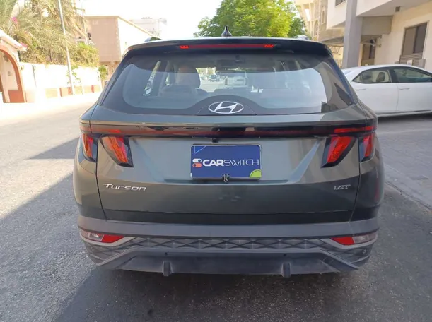 Car image 6