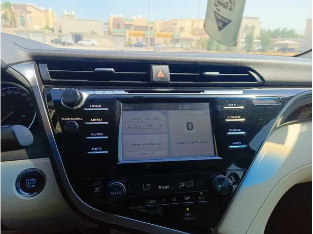 Car image 21