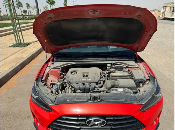 Car image 25